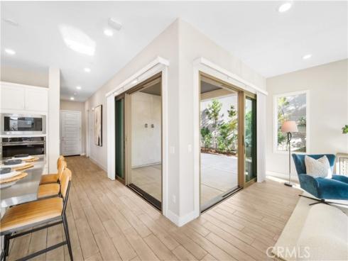 151  Scale  , Irvine, CA