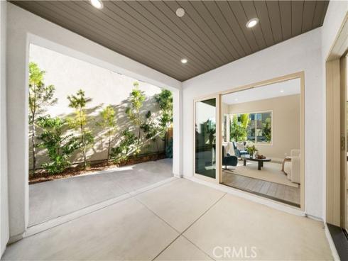 151  Scale  , Irvine, CA