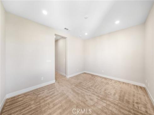 151  Scale  , Irvine, CA