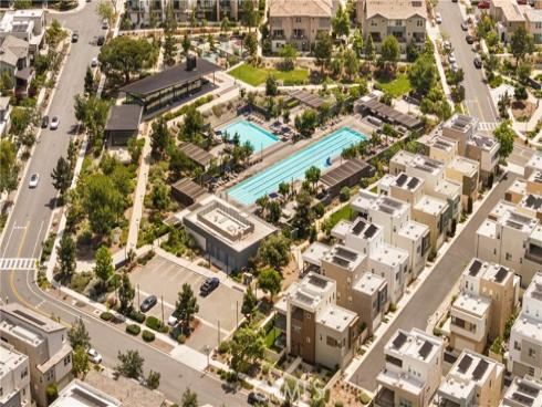 151  Scale  , Irvine, CA