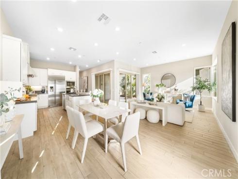 151  Scale  , Irvine, CA