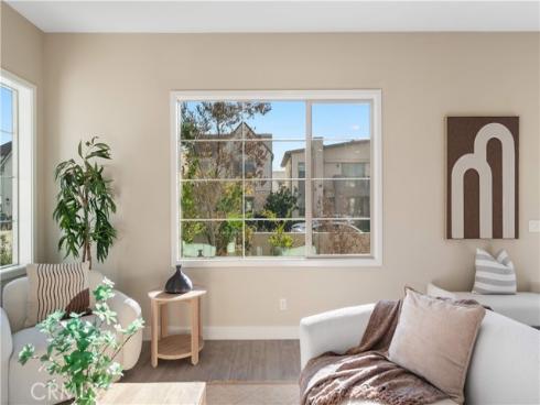 157  Scale  , Irvine, CA