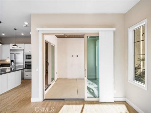 157  Scale  , Irvine, CA