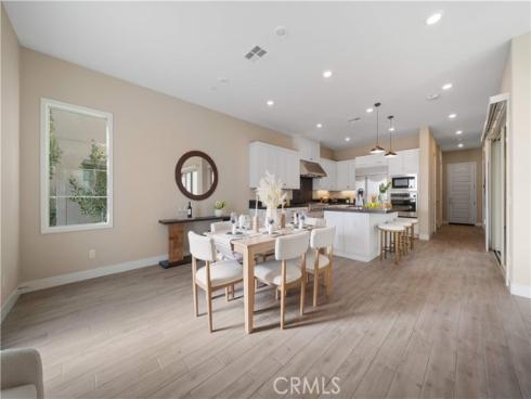 157  Scale  , Irvine, CA