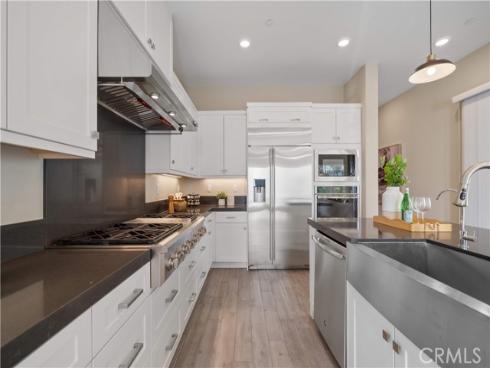 157  Scale  , Irvine, CA