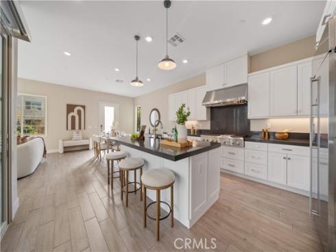 157  Scale  , Irvine, CA