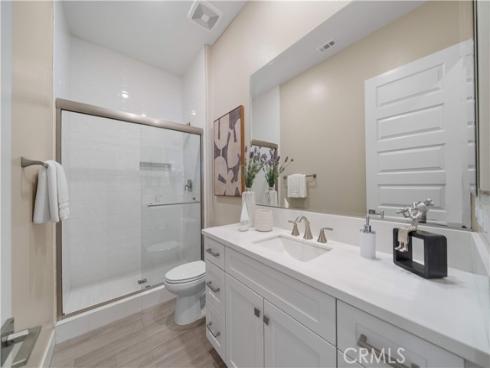 157  Scale  , Irvine, CA