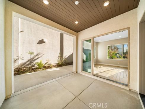 157  Scale  , Irvine, CA