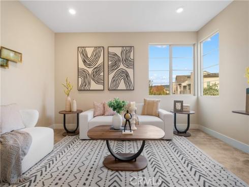 157  Scale  , Irvine, CA