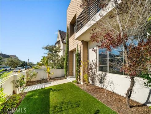 157  Scale  , Irvine, CA