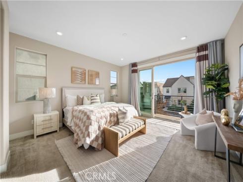 157  Scale  , Irvine, CA