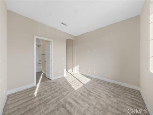 157  Scale  , Irvine, CA