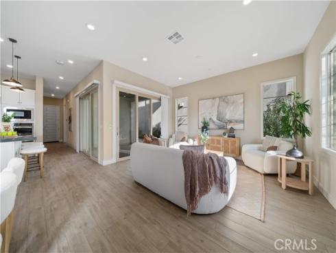 157  Scale  , Irvine, CA