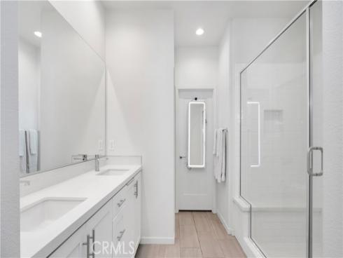 125  Allusion  , Irvine, CA