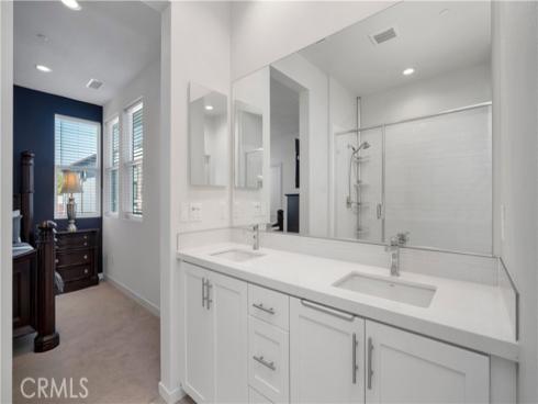 125  Allusion  , Irvine, CA