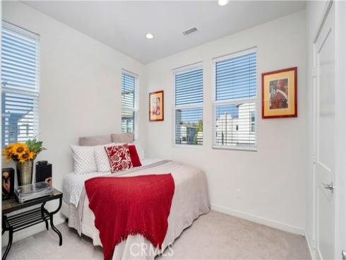 125  Allusion  , Irvine, CA