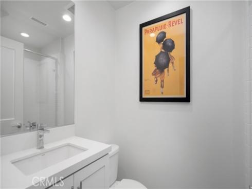 125  Allusion  , Irvine, CA