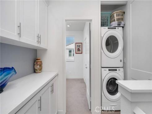 125  Allusion  , Irvine, CA