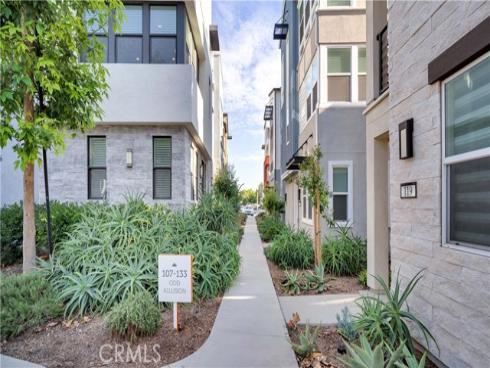 125  Allusion  , Irvine, CA