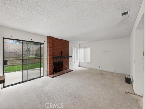 46  Christamon W  , Irvine, CA