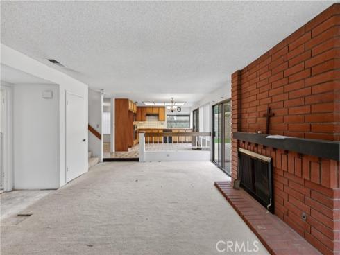 46  Christamon W  , Irvine, CA