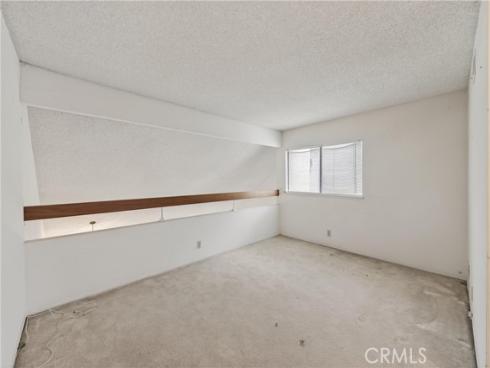 46  Christamon W  , Irvine, CA