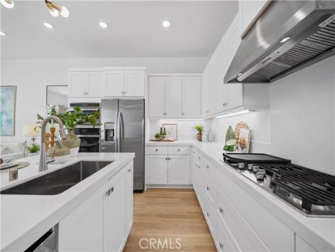 163  Baluster  , Irvine, CA