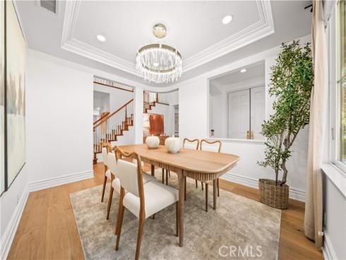 33  Modesto  , Irvine, CA