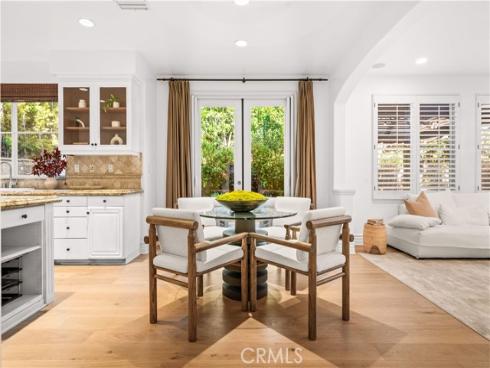 33  Modesto  , Irvine, CA