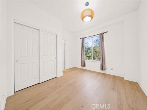 33  Modesto  , Irvine, CA