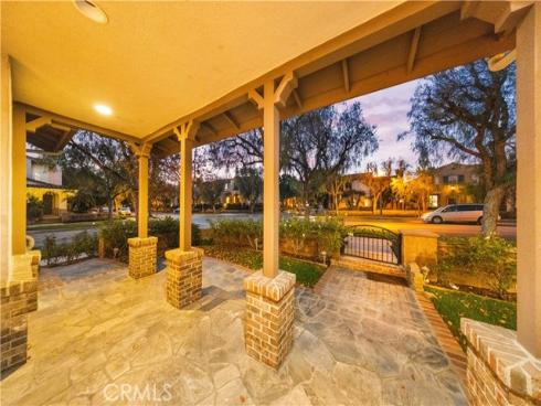 33  Modesto  , Irvine, CA