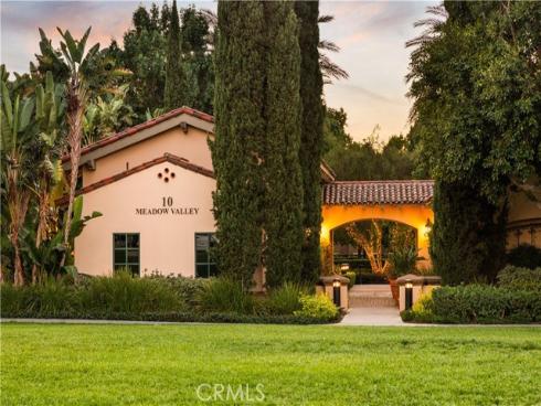 33  Modesto  , Irvine, CA