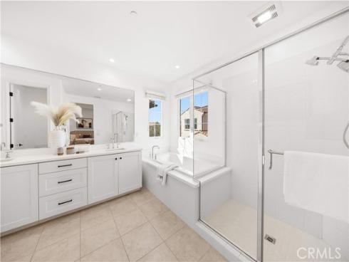 217 Piazza , Irvine, CA