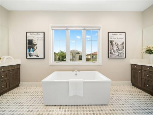 57  Kite  , Irvine, CA