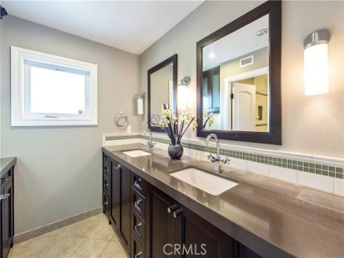 111  Hillcrest  , Irvine, CA