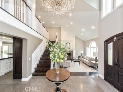 111  Hillcrest  , Irvine, CA