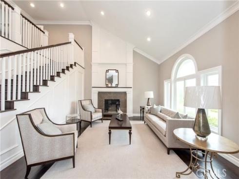 111  Hillcrest  , Irvine, CA