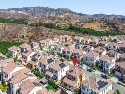 173  Somera  , Irvine, CA