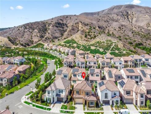 173  Somera  , Irvine, CA