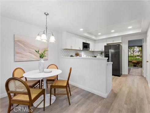 16 E Yale Loop #28  , Irvine, CA