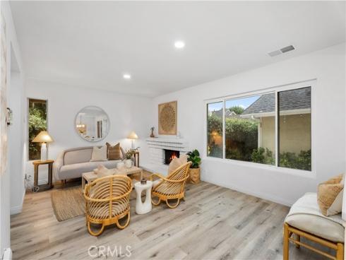 16 E Yale Loop #28  , Irvine, CA