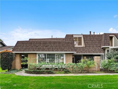 16 E Yale Loop #28  , Irvine, CA