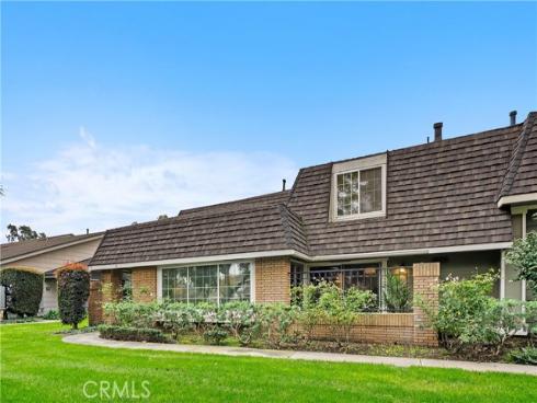 16 E Yale Loop #28  , Irvine, CA