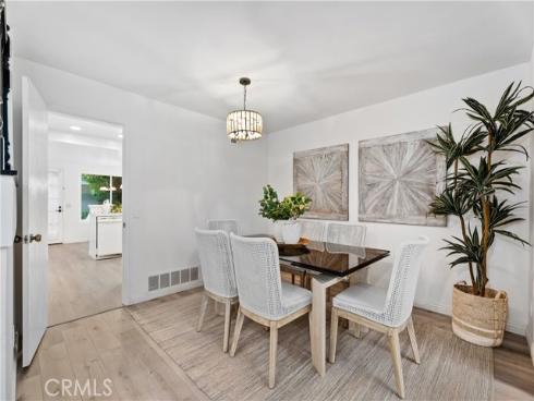 16 E Yale Loop #28  , Irvine, CA