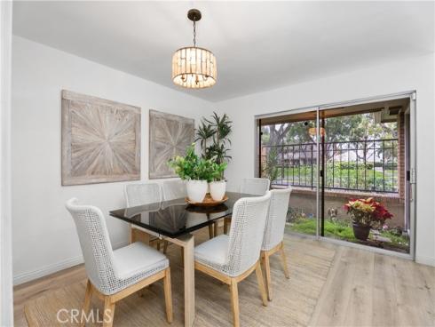 16 E Yale Loop #28  , Irvine, CA