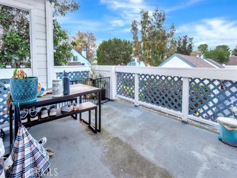 19  Briarglen  , Irvine, CA