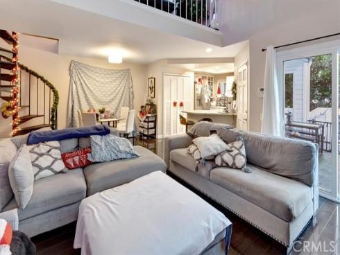 19  Briarglen  , Irvine, CA