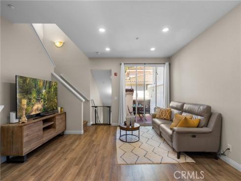 311  Falcon Creek  , Irvine, CA