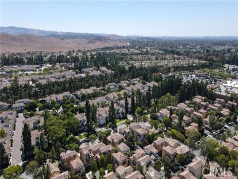 311  Falcon Creek  , Irvine, CA