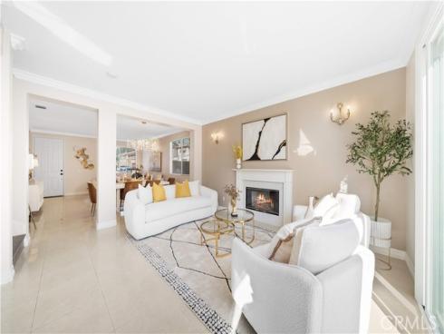 21  National Place  , Irvine, CA